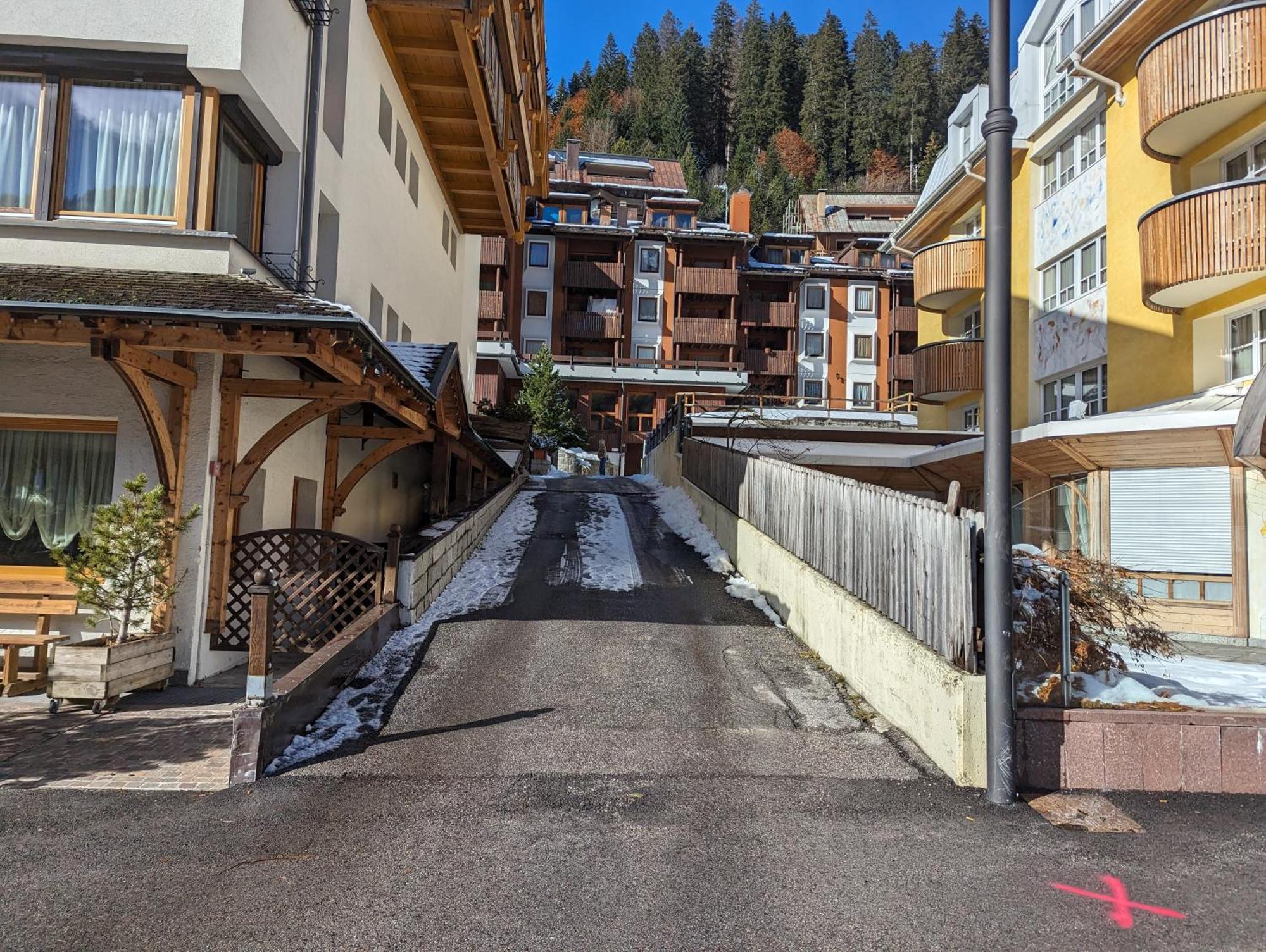 Casa Campiglio Centro Piano Alto Con Vista Appartement Madonna Buitenkant foto