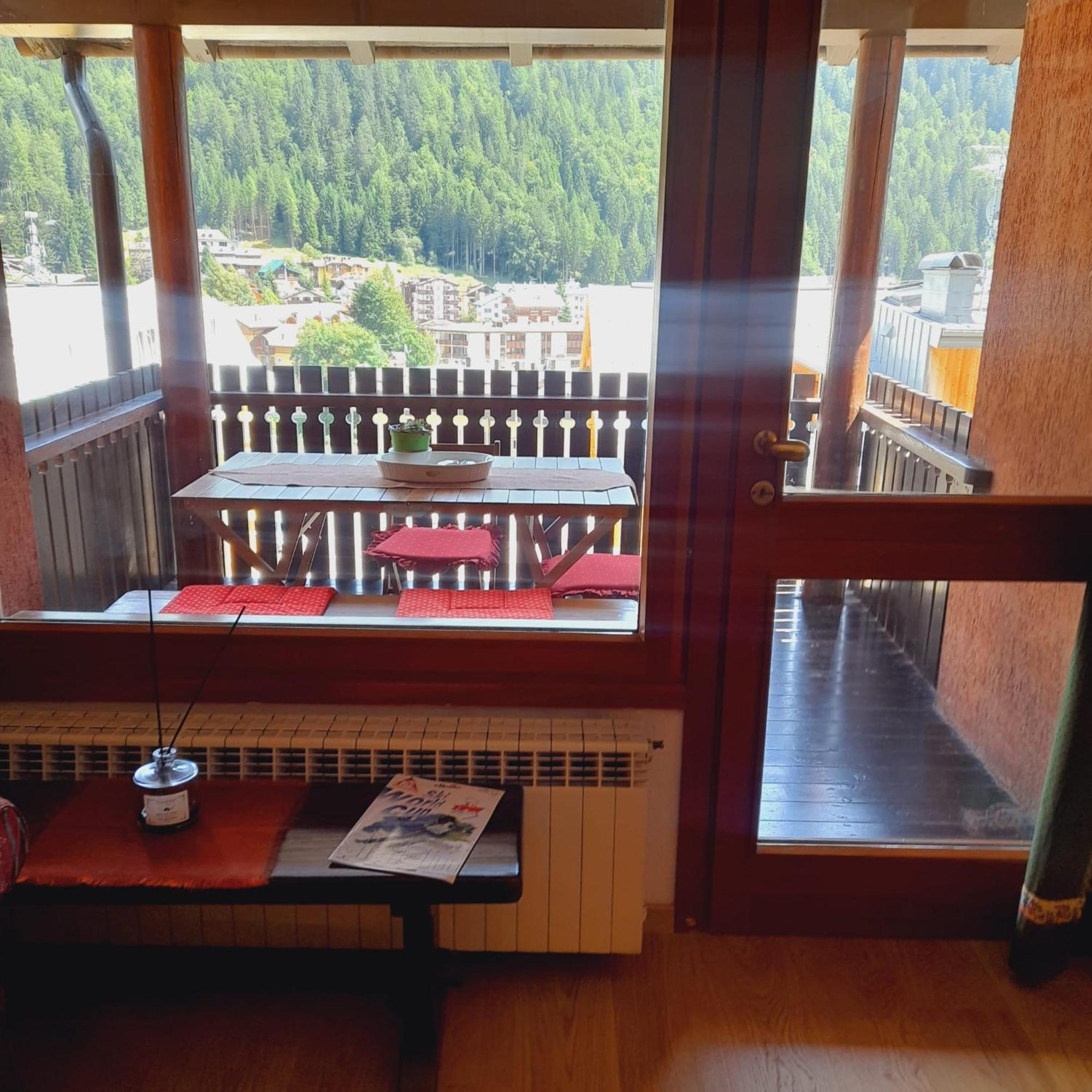 Casa Campiglio Centro Piano Alto Con Vista Appartement Madonna Buitenkant foto